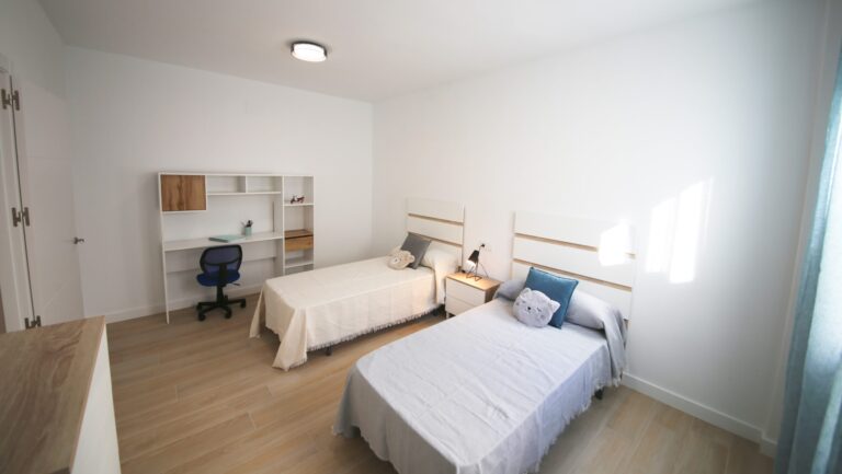 Dorm. 1