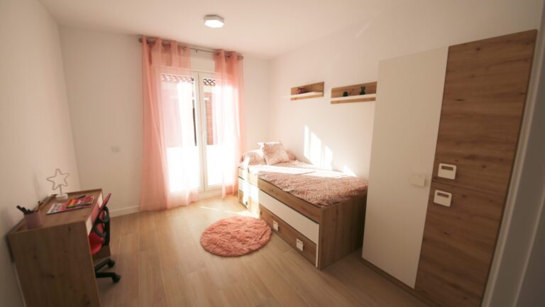 Dorm. 2
